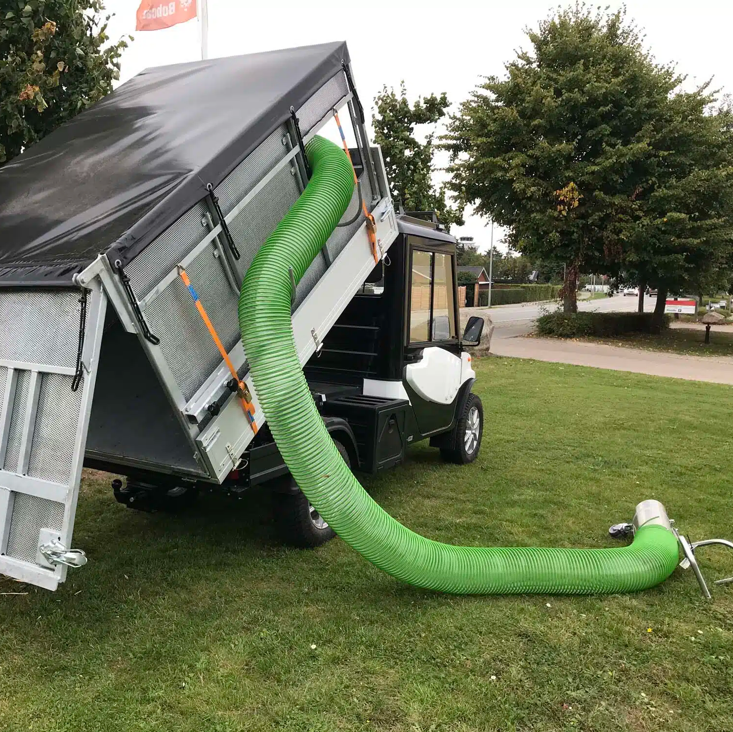 Køb din NO-Leaf elektriske løvblæser hos Nomaco